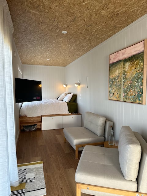 Top Airbnb: The Nest Tinyhome in Wagga Wagga City Council
