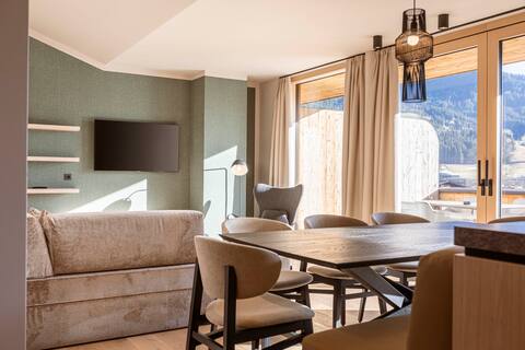 Premium Penthouse with 3 bedrooms