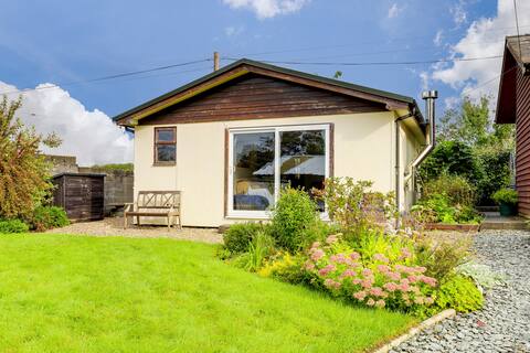 Cosy Cabin for two