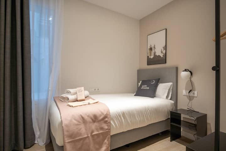 غرفة النوم 2