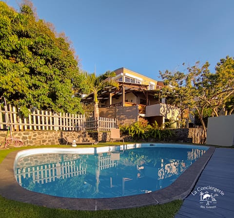 * Kaz STYLA * sea view, not overlooked, swimming pool