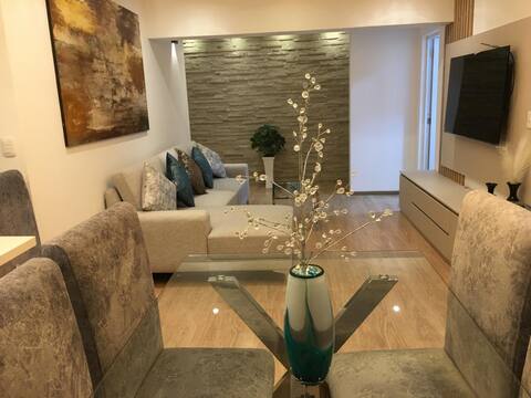 Modern & sleek apartment
