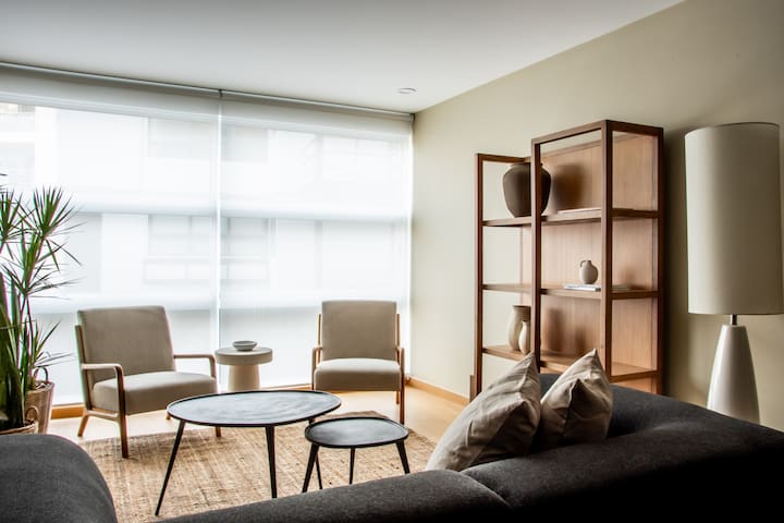 4BR in 2 beautiful apartments gallery image 3