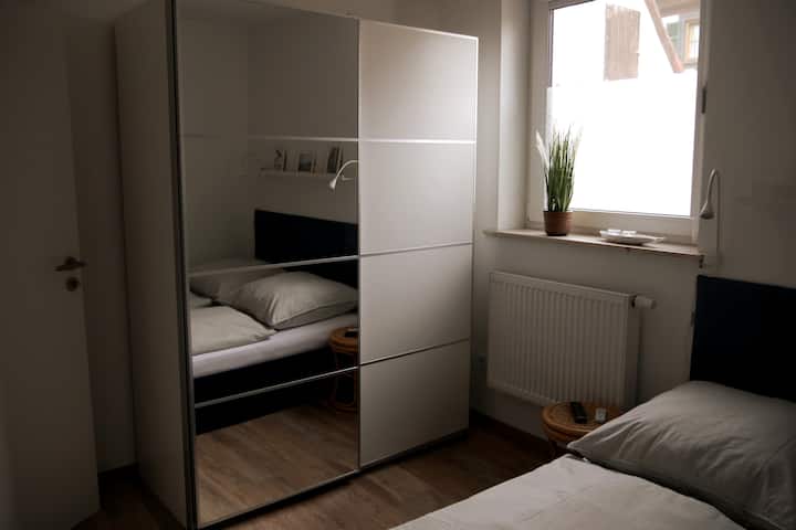 غرفة النوم 2