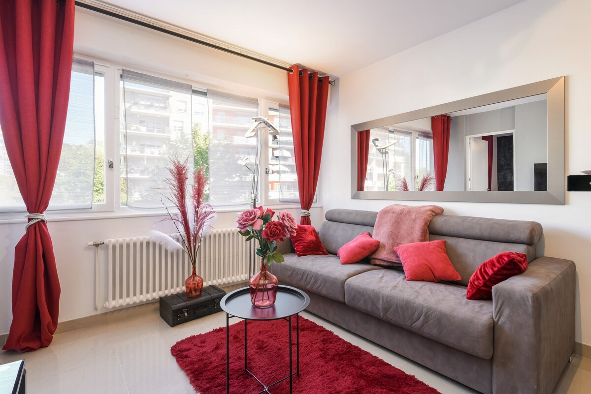 Top performing Airbnb: In the Name of the Rose - Casa Vostra - Annemasse in Annemasse