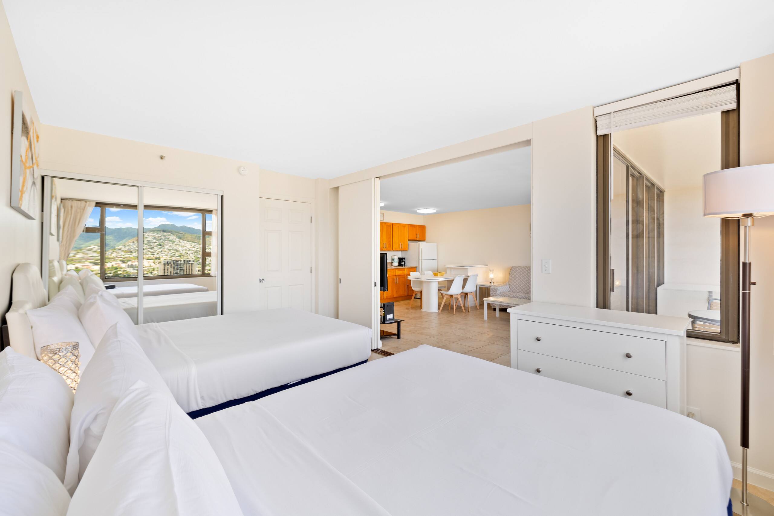 Condo in Honolulu · ★4.66 · 1 bedroom · 2 beds · 1 private bath - Image 15