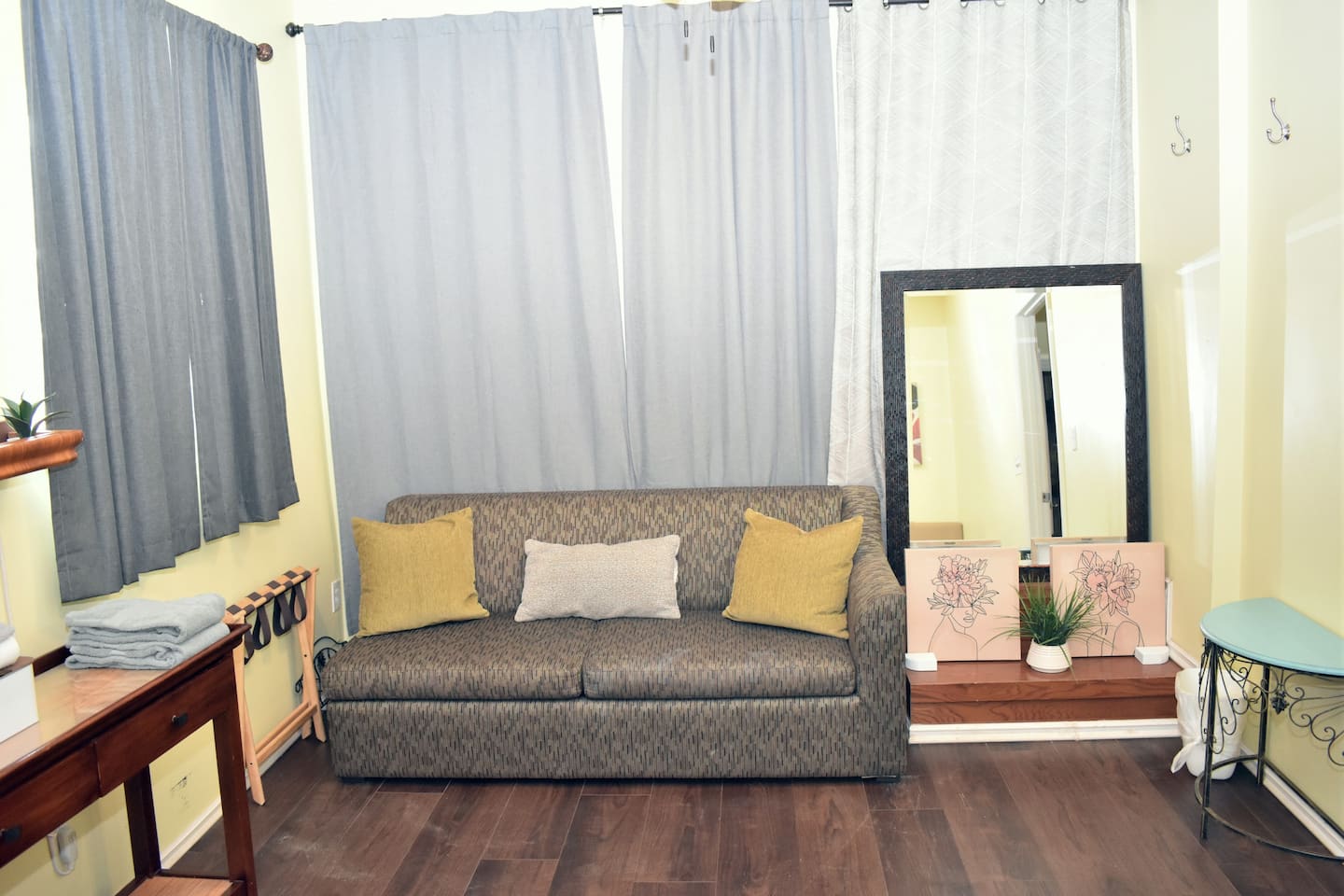 Central Maui Studio - Best Hostel for Digital Nomads in Maui