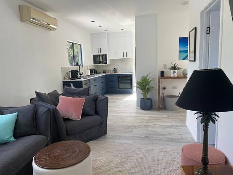 Top performing Airbnb: Indigo Apartment with Pool 200m to Beach in Palm Cove