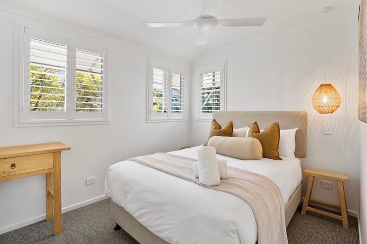 Upstairs Double bedroom with robe. 