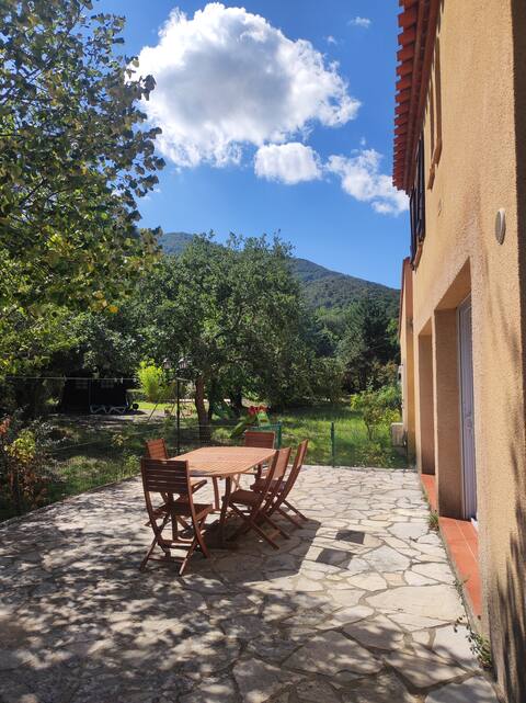 House in the mountains for a family stay