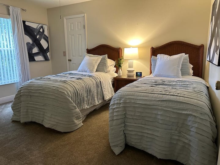 Საძინებელი 3 
ორადგილიანი საძინებელი, 2x ორადგილიანი საწოლით 