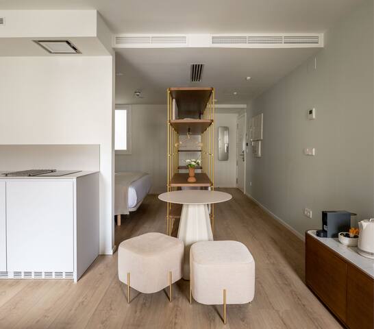 Estudios comunicados en The Passage gallery image 5