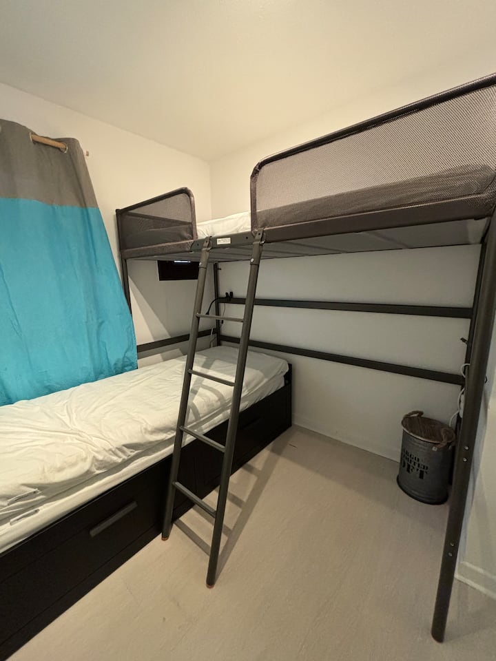 საძინებელი 1