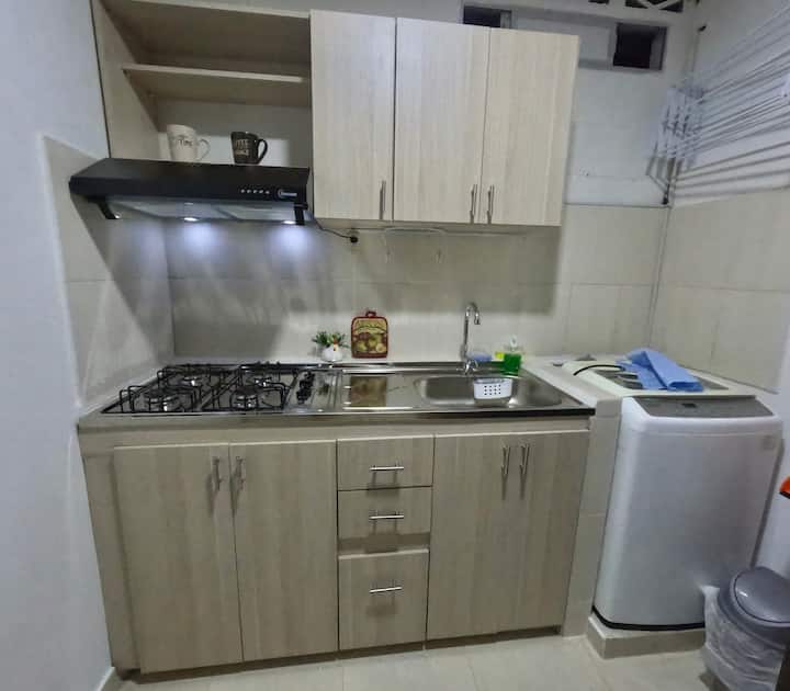 Aparta Estudio Remodelado Con Aire Acondicionado. - 卡利