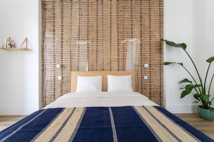 The Alegria Flat with garden and cowork access gallery image 5