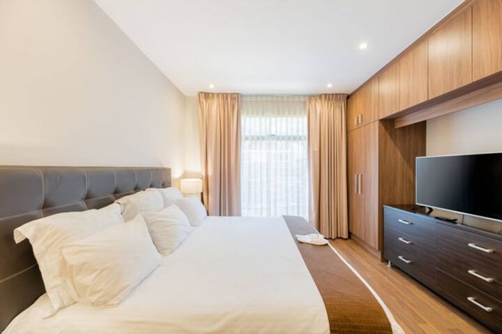 Lamartine 619 Residencial managed Airbnb listing 2