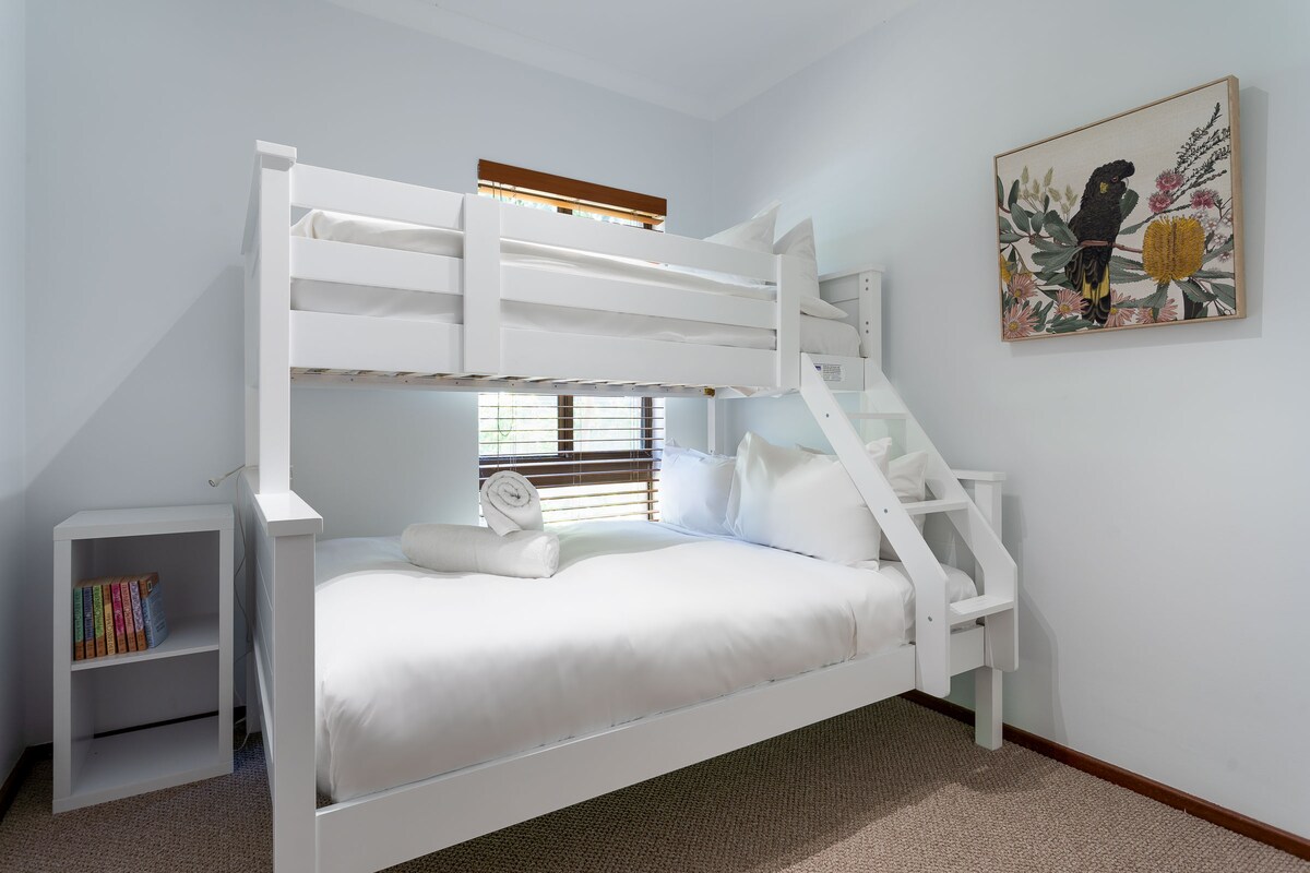 Chumba cha 5 cha kulala (maghorofa yanayofaa kwa watoto pekee)