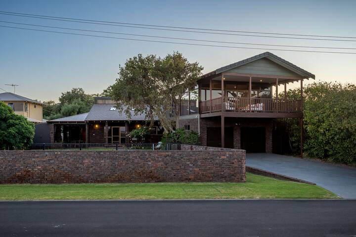 Summer of 81 I Private Properties gallery image 5