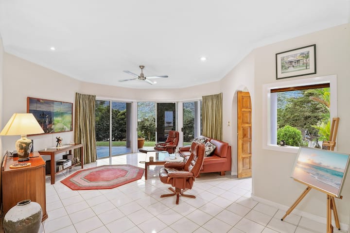 A Piece Of Tropical Paradise-near Crystal Cascades - Cairns