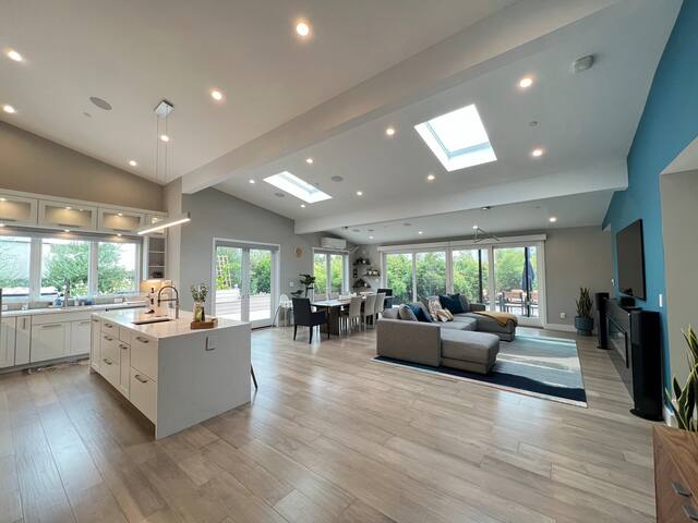 Resort Style, Modern Home 3BR near SFO, Stanford gallery image 5