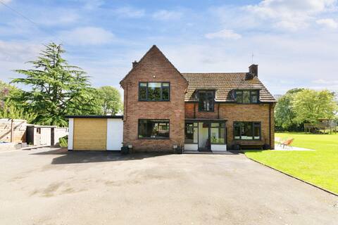Stunning, luxury country house