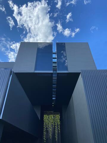 The Black Line House gallery image 2