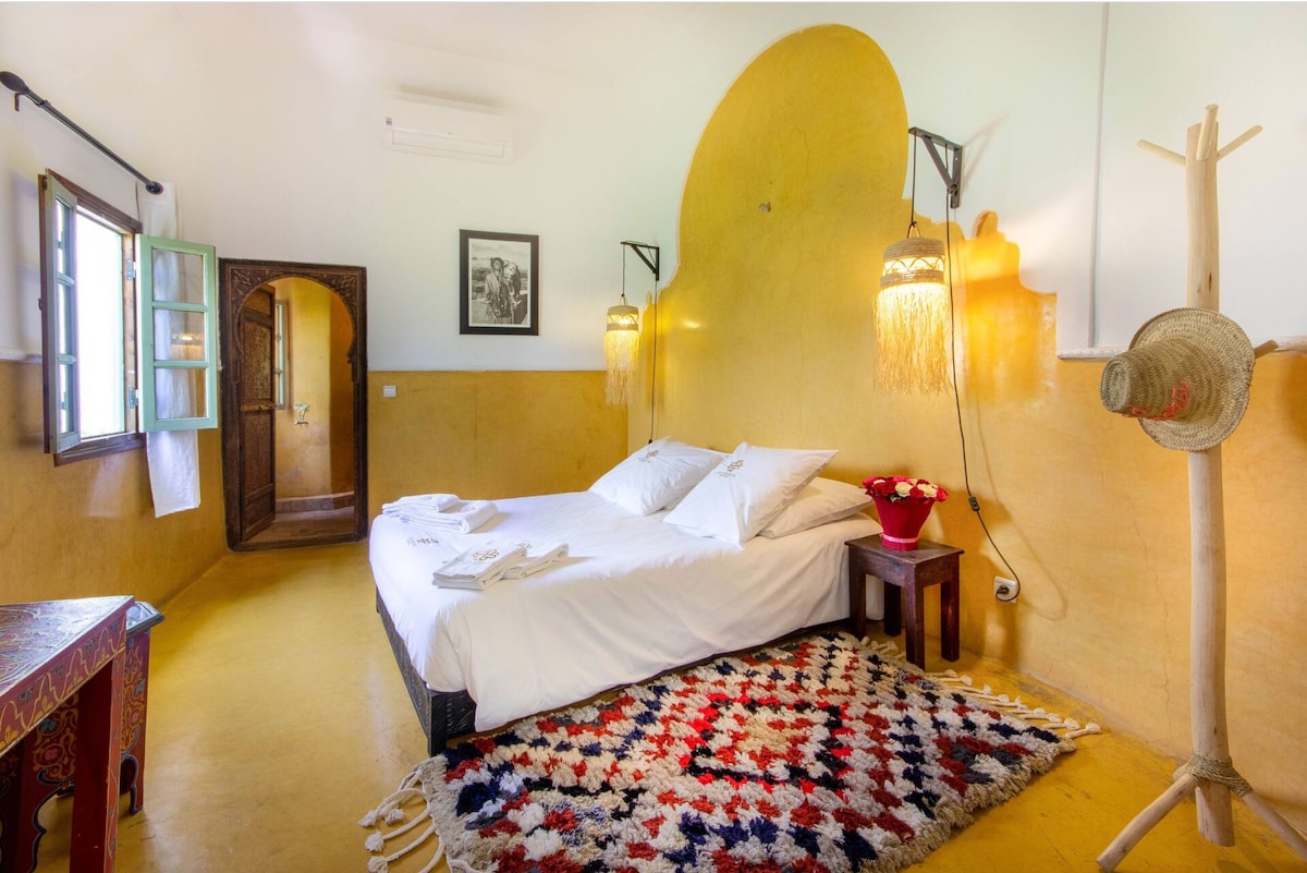 Riad Maamora (private) – Orange trees, patio & pool - Riads for