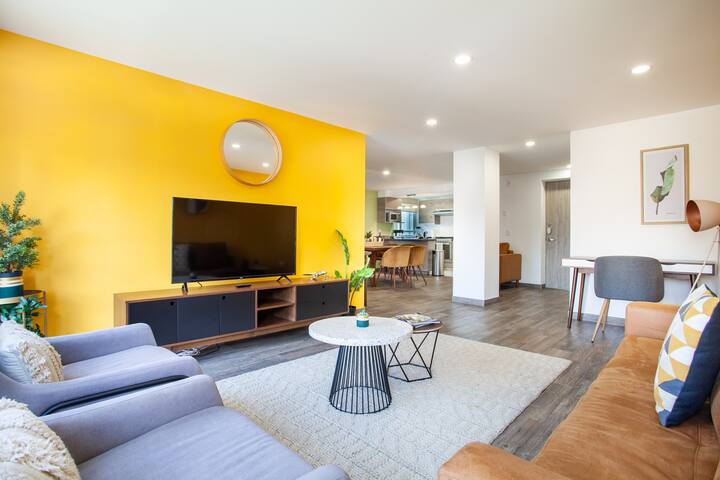 Condesa 3BR/2BA Apt + Rooftop & Gym gallery image 2