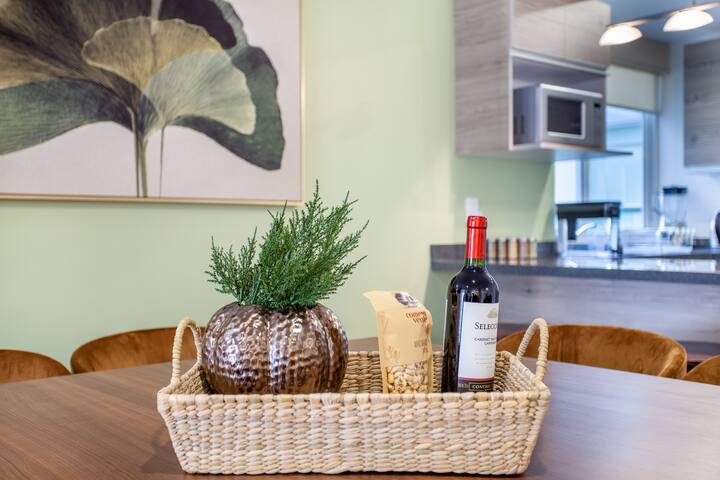 Condesa 3BR/2BA Apt + Rooftop & Gym gallery image 5