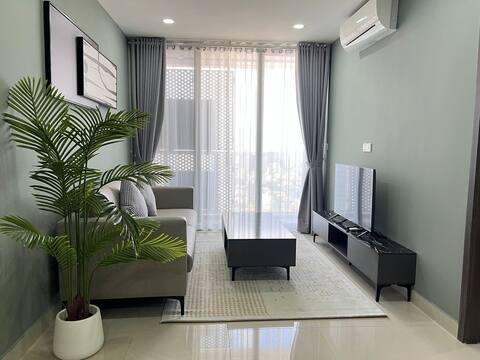 3BR PEAK @ City l Super Nice Pool (Perfect View)