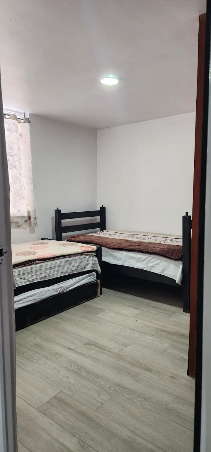 غرفة النوم 2