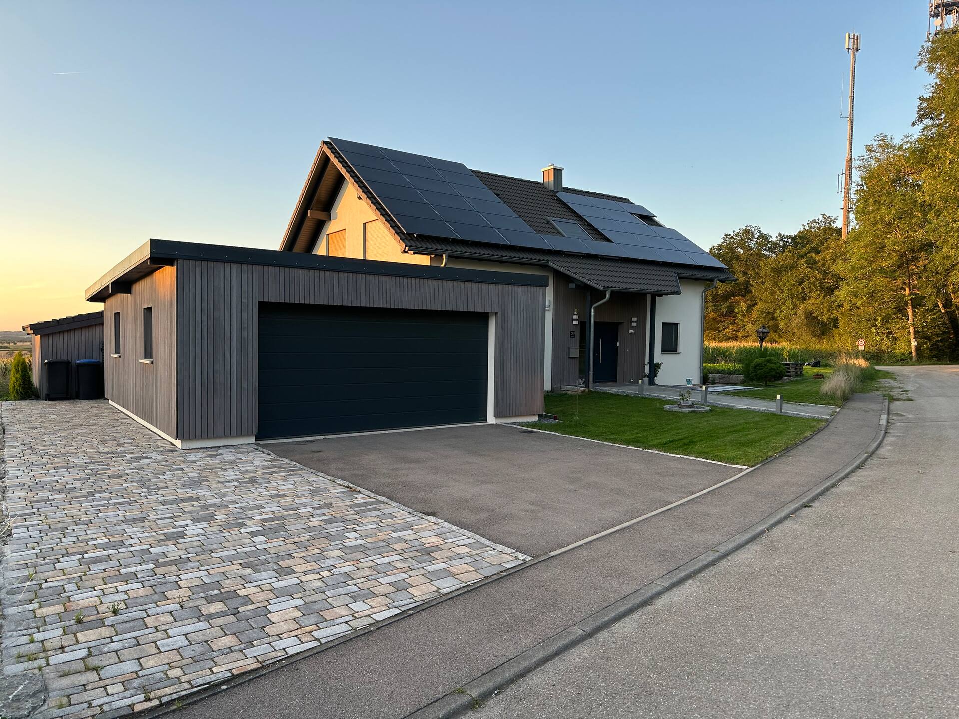 Holiday home with outdoor sauna