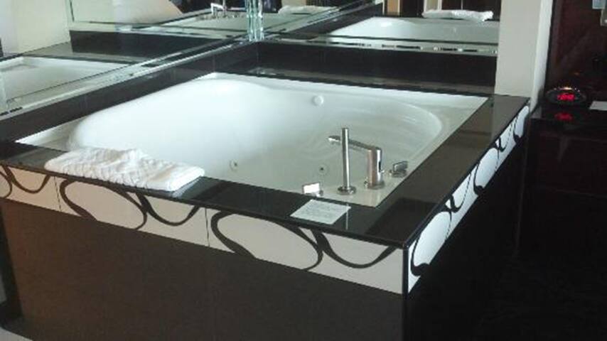 Hilton Elara 4 Bedroom – HGVC Centum+ Host gallery image 5