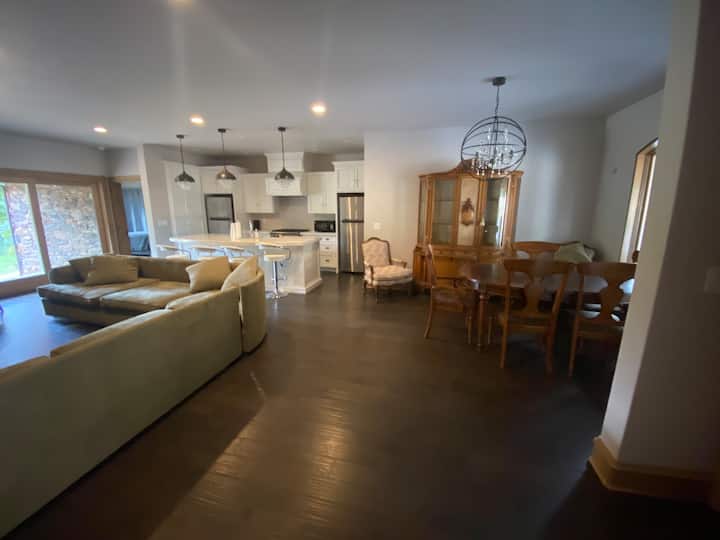 Estate Guest House On The River - Valley of the Rogue State Park, Gold Hill