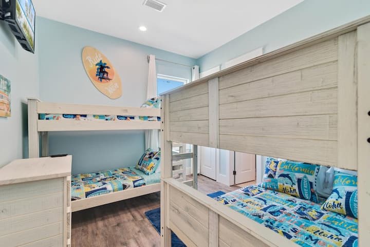 Bedroom 8