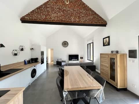 New house, center of Jumièges