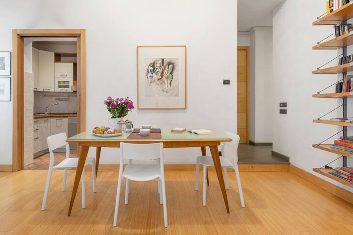 Beige luxury apartment Rome gallery image 4