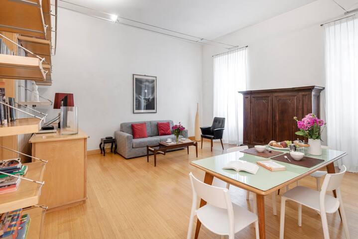 Beige luxury apartment Rome gallery image 3