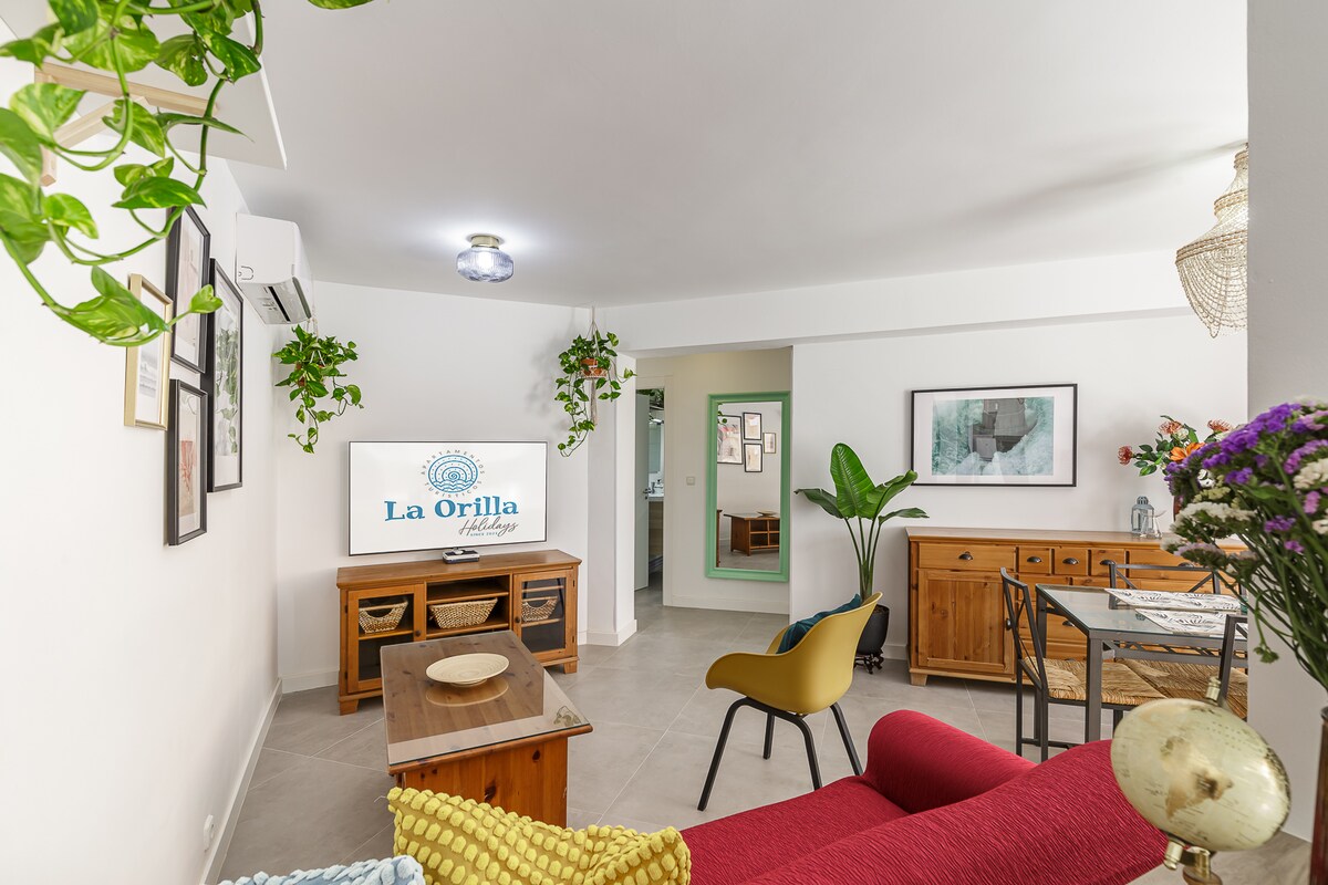 Top performing Airbnb: La Orilla San Carlos Beach in Rincón De La Victoria