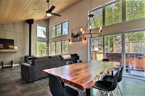 Chalet Mont Sainte-Anne 1 - Taxes Included!