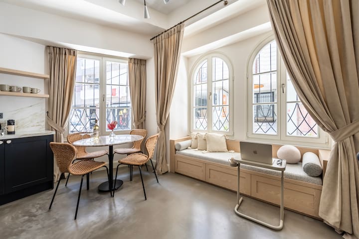 Modern Designed Townhouse in Historic Beyoglu gallery image 3