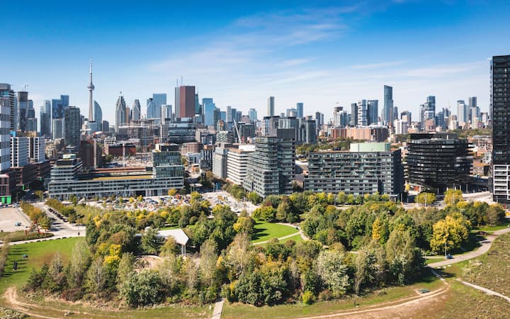 Peaceful Two-bedroom Condo Steps From Distillery - Toronto