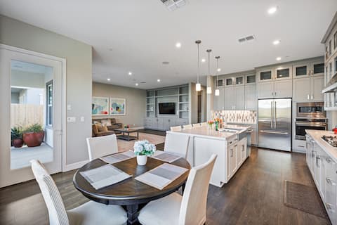 TM modelhome 4039sqft Perfect fr Weddings & Family
