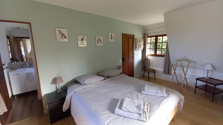 Camera da letto 1: letto queen size (160x200) e bagno privato