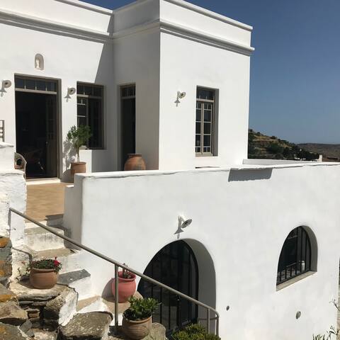 Maison de charme à Tinos gallery image 2