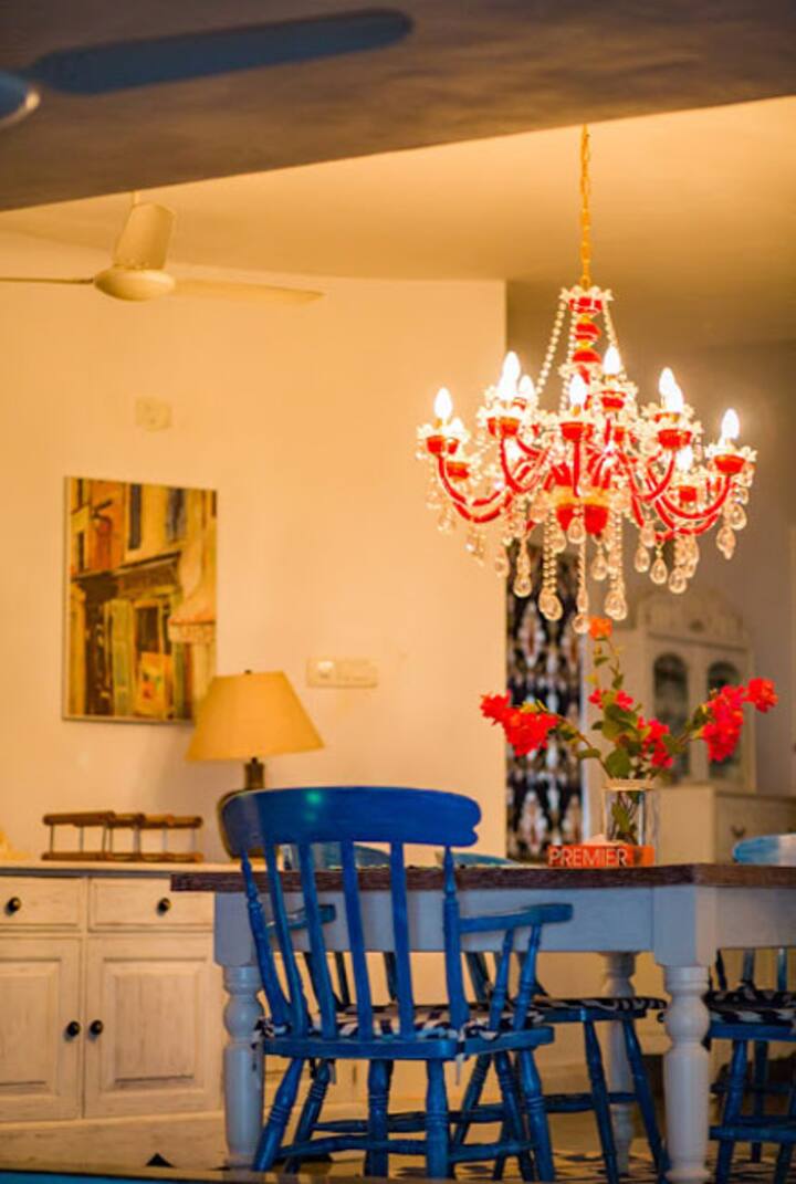 Living room image 1