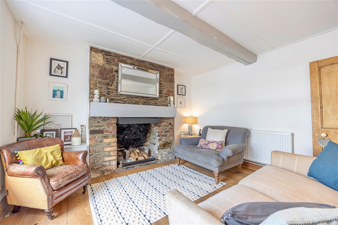Successful Airbnb property: Dog-friendly Seafront Stone Cottage in Fowey in Fowey