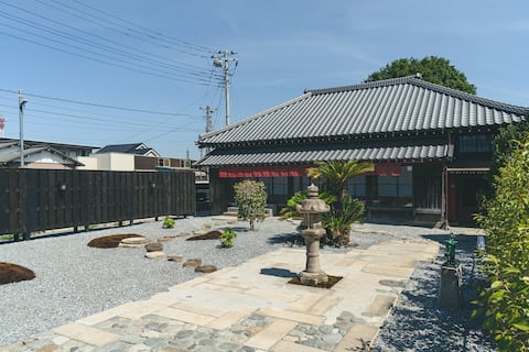 [10min by walk from a station] Renovated old house