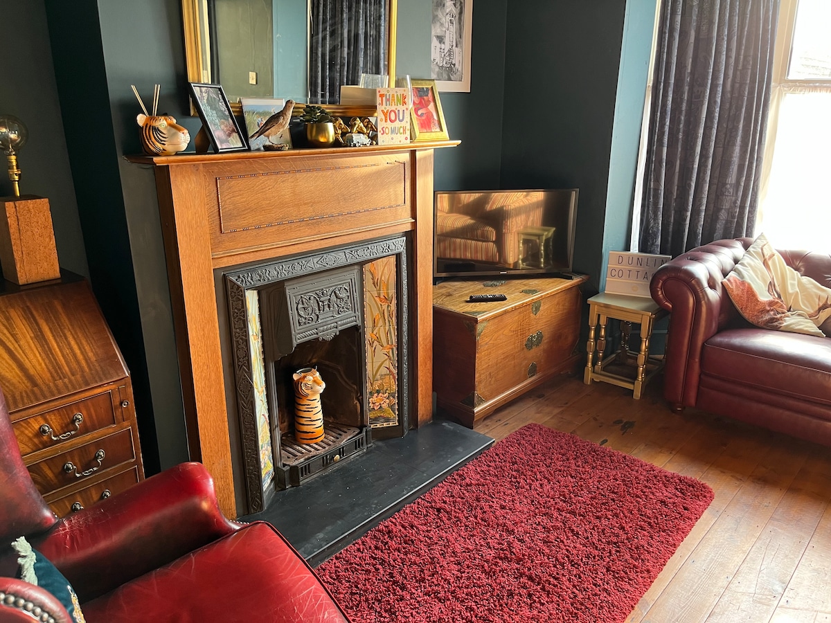Popular Airbnb listing: Family Cottage in Sunny Hunny in Hunstanton