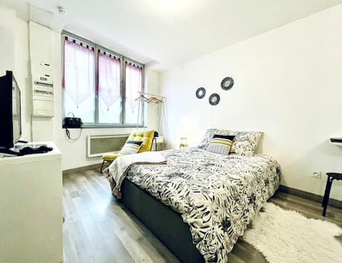 Studio in the center